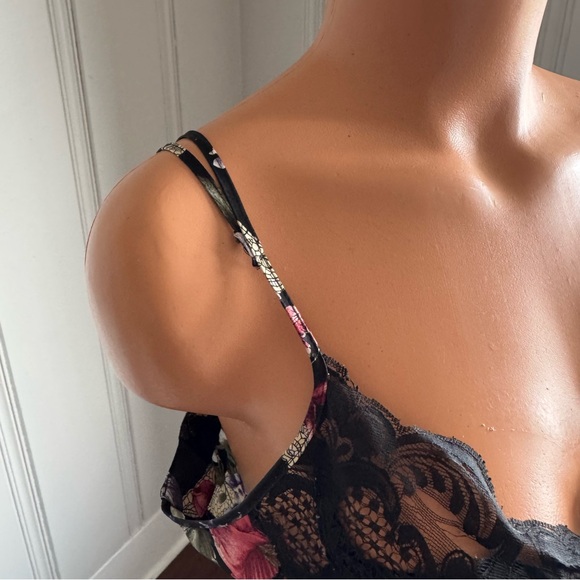 VTG Victoria Secret Gold Label Black Floral Satin Lace Trim Nightie Slip Dress M - Picture 4 of 15